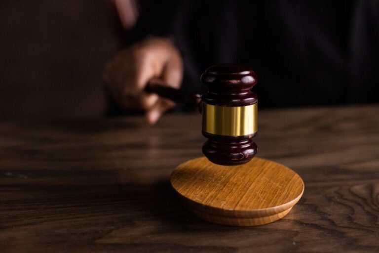 Borcumdan dolayı babamın ve annemin mallarına haciz gelirmi